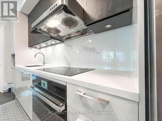 2710 8 Water Walk Drive, Markham, ON, L3R 6L4 condo for sale | Listing ID N12187 | Royal LePage