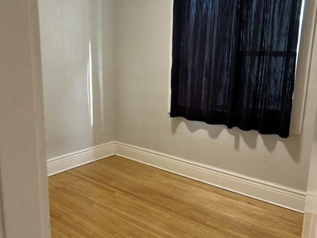 271.5 Selkirk Avenue 2 Bedroom Apartment for Rent at 275 Selkirk Ave, Winnipeg, MB R2W 2L5 William Whyte