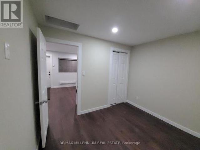 271 Thistle Down Boulevard W, Toronto, ON, M9V 1K6 house for lease | Listing ID W13566 | Royal LePage
