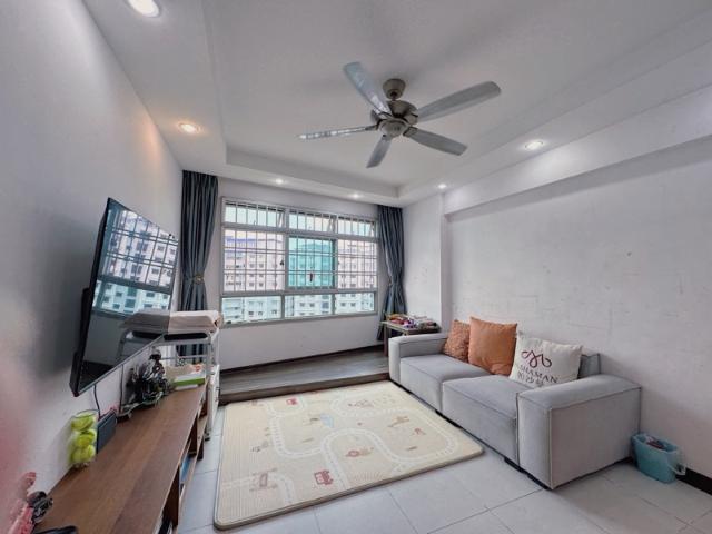 271A Sengkang Central HDB Apartment For Sale, $780,000, 3 Bed 2 Bath 1,001 sqft $779.00 psf