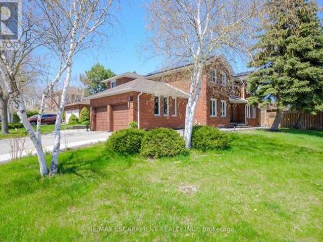 2728 Guilford Crescent, Oakville, ON, L6J 6Z8 house for sale | Listing ID W12266 | Royal LePage
