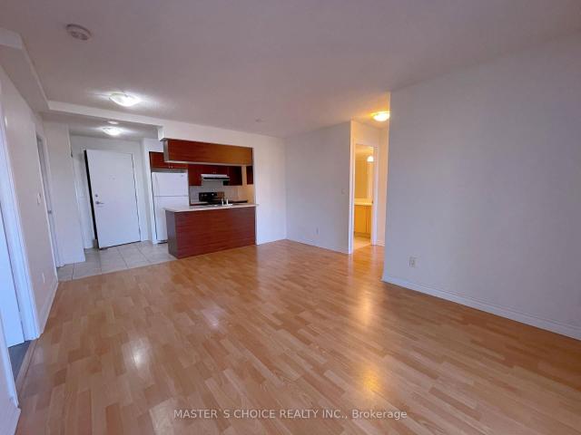 2721 3 Duke Of York Boulevard, Mississauga | For Rent @ $2,800 | Condos. Ca