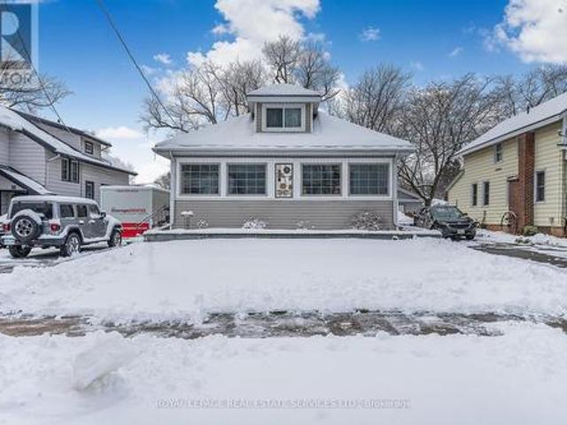 272 High Street, Fort Erie, ON, L2A 3R3 house for sale | Listing ID X11918 | Royal LePage