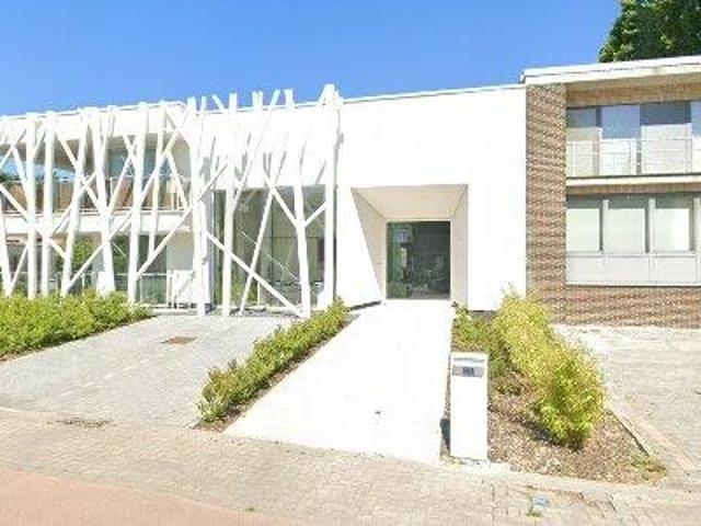 272 m2 office space for sale in Lanaken