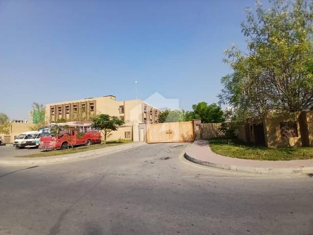 272 Square Yards Precinct 01 Near School And Masjid