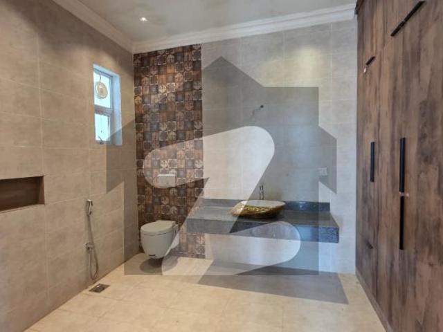 272 Sq Yards | 5 Bed Modern Villa For Sale | Precinct 8 | Bahria Town Karachi | Ross Realtors & Builders Bahria Town Precinct 6