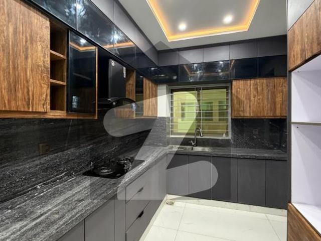 272 Sq Yd 5 Bed Luxury Villa For Rent Bahria Town Precinct 1