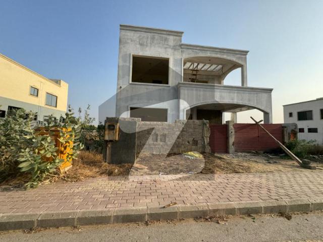 272 Sq Yd Grey Structure Villa For Sale Precinct 8, Near Bahria Heights 5 Bedroom Under Construction Villa Save Rs. 4 Million &Amp  Finish It Your Way Call For Details. Bahria Town Precinct 8