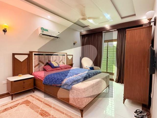 272 Sq Yd Independent 5 Bedroom Villa for Rent Precinct 8, Bahria Town Karachi, with Park, Grand Mosque & Gallery nearby just 5 min drive from Main Gate. Bahria Town Precinct 8
