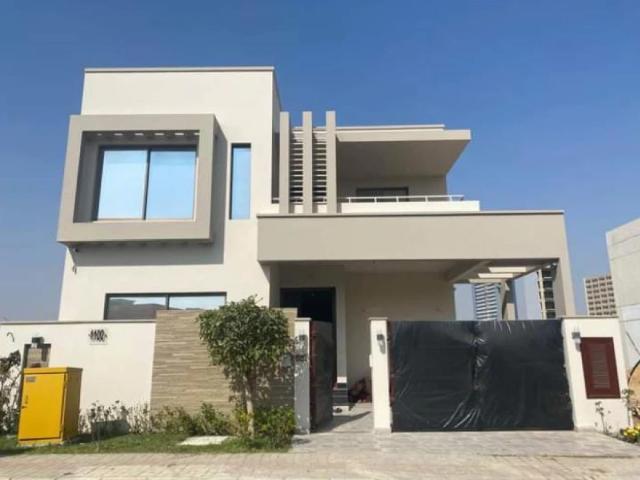 272 sqr yard luxury furnished villa Karachi Bahria Heights Apartments ID 72784