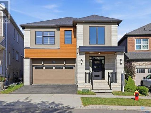 272 Wisteria Way, Oakville, ON, L6M 1L3 house for sale | Listing ID W13555 | Royal LePage