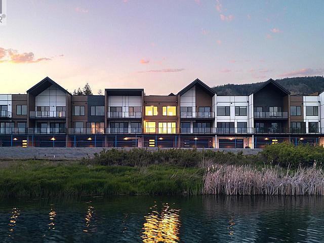 2735 Shannon Lake Road Unit# 105 Kelowna, British Columbia