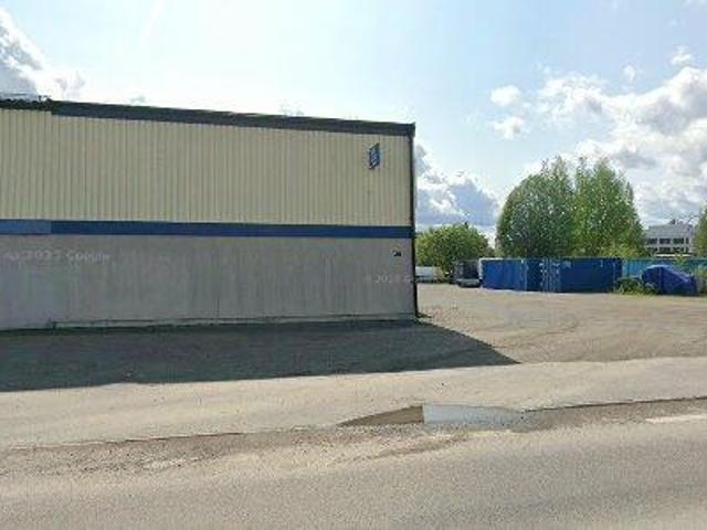 2736 m2 kontor, lager uthyres i Skellefteå