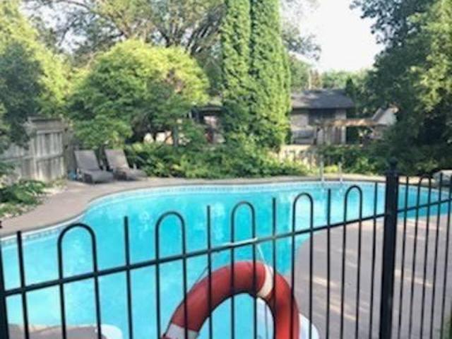 2732 Portage Road Niagara Falls ON L2J 2J3