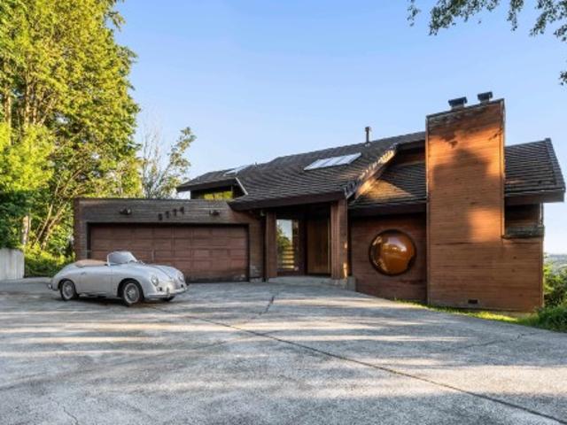 2732 2 Lucern Crescent, Abbotsford, BC, V3G 1C2 house for sale | Listing ID R3138 | Royal LePage