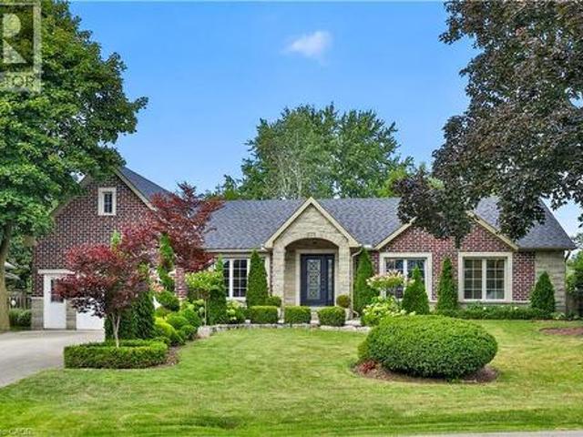 273 Savoy Crescent, Oakville, ON, L6L 1Y2 house for sale | Listing ID 40856 | Royal LePage