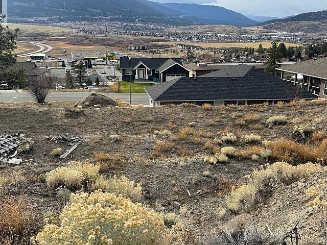 2742 Eagle Crescent Merritt, British Columbia