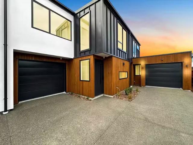 2/74 Caledonian Road, St Albans, NZ Townhouse for Sale