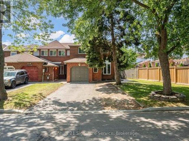 2755 Lindholm Crescent, Mississauga, ON, L5M 4S1 house for sale | Listing ID W13561 | Royal LePage