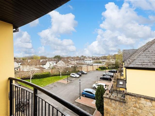 275,000 | Apartment 64, CARNEGIE COURT, Swords, Co. Dublin Kelly Bradshaw 4989 MyHome. Ie Residential