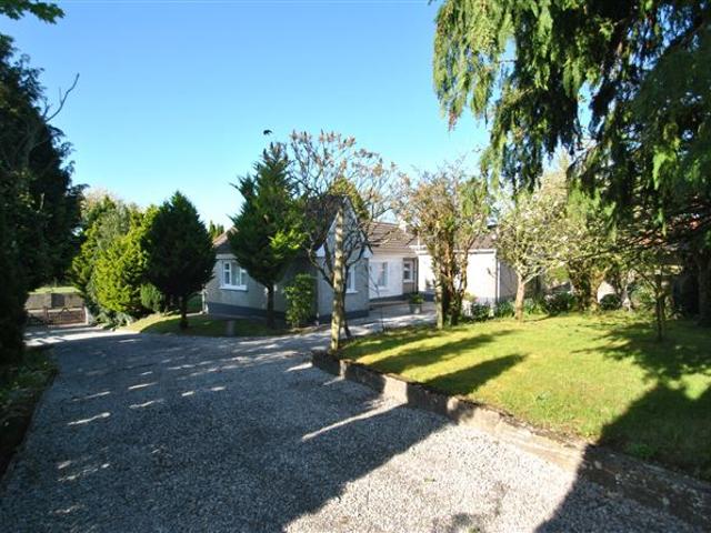 275,000 | Greenlawn, Ashbury, Roscrea, Co. Tipperary Sherry FitzGerald Fogarty 4996 MyHome. Ie Residential