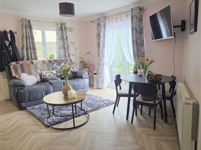 275,000 | 1 Cuirt Na Rasai, Ballybrit, County Galway Michelle Burke Auctioneer and Letting Agent 4996 MyHome. Ie Residential