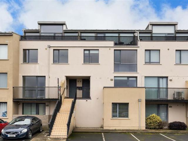 275,000 | 31 Parkview Green, Finglas, Dublin 11 DNG Phibsboro 4985 MyHome. Ie Residential