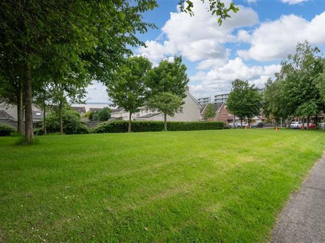 275,000 | 62 Charlestown Park, Finglas, Dublin 11 Colman Grimes Estate Agents 5007 MyHome. Ie Residential