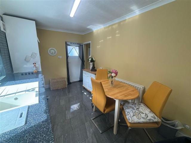 275,000 | 8 laburnum square, drogheda, louth sherry property consultants drogheda & dundalk 5007 myhome. Ie Residential