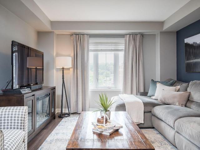 275 Eves Gate, Milton | 3Beds/3Bath, Townhouse, $749,900 | Condos. Ca