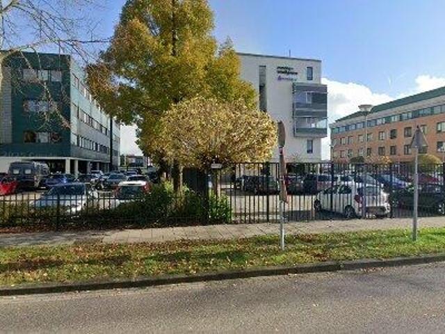 275 m2 office space for rent in Zaltbommel