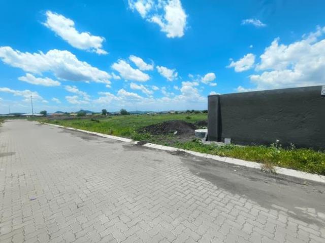 275 m² Land available in Boitekong