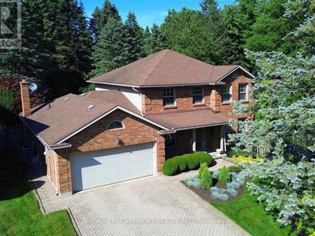 275 Woodland Drive, Hamilton, ON, L9G 3Z9 house for sale | Listing ID X13574 | Royal LePage