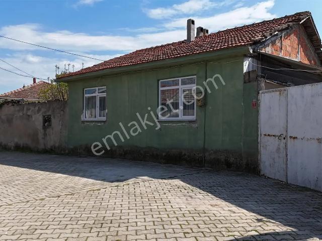 276 M² Gönen Körpeağaçta Yatırımlık Bahçeli Müstakil Köy Evi