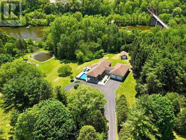 276 Mechanic Street W, Norfolk Waterford, ON, N0E 1Y0 house for sale | Listing ID X13434 | Royal LePage