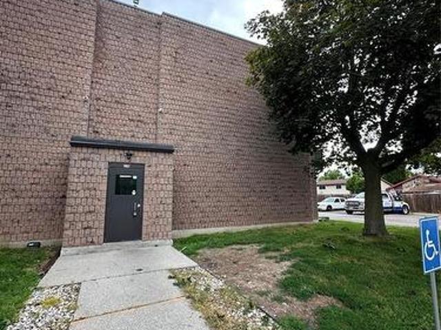 276 Merritt Avenue, Chatham, ON, N7M 3G1 lease for lease | Listing ID 26014 | Royal LePage