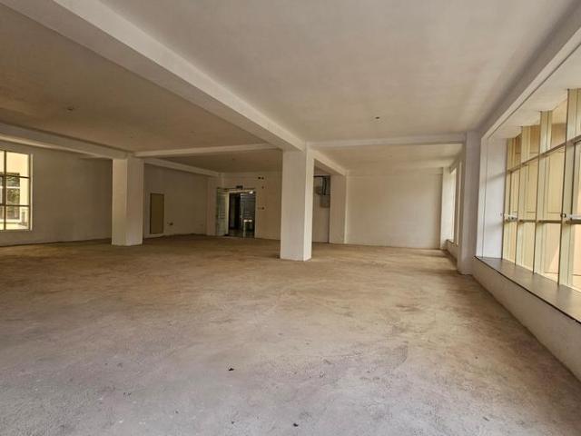 2777 SQ. ft commercial office space for rent in brookside