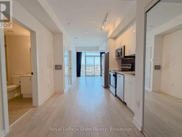 2782 Barton Street E, Hamilton Riverdale, ON, L8E 3P5 lease for lease | Listing ID X13722 | Royal LePage