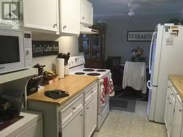 279 Alder Drive Unit# 104, Logan Lake, BC, V0K 1W0 Single Fa.