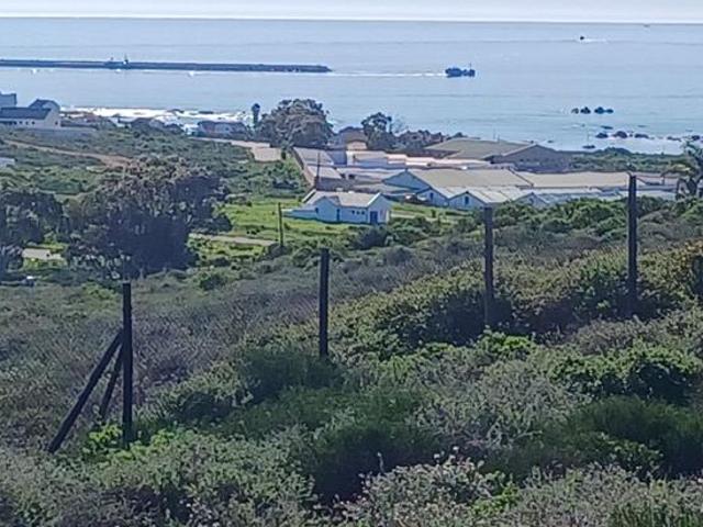 279 m² Land available in St Helena Views