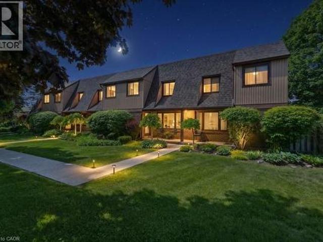 279 Sandowne Drive Unit# 2, Waterloo, ON, N2K 2C1 townhouse for sale | Listing ID 40837 | Royal LePage