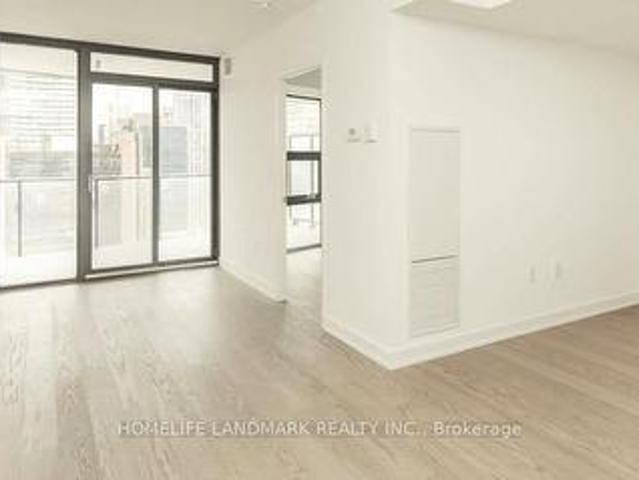 2804 11 Wellesley Street W, Toronto, ON, M4Y 0G4 condo for sale | Listing ID C11948 | Royal LePage