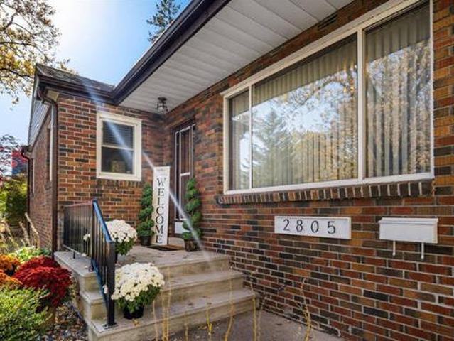 2805 Alexandra Avenue Windsor ON Your next dream home