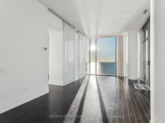 2805 The Queensway, Toronto | 2Beds/2Bath, Condo, $3,300/mo | Condos. Ca