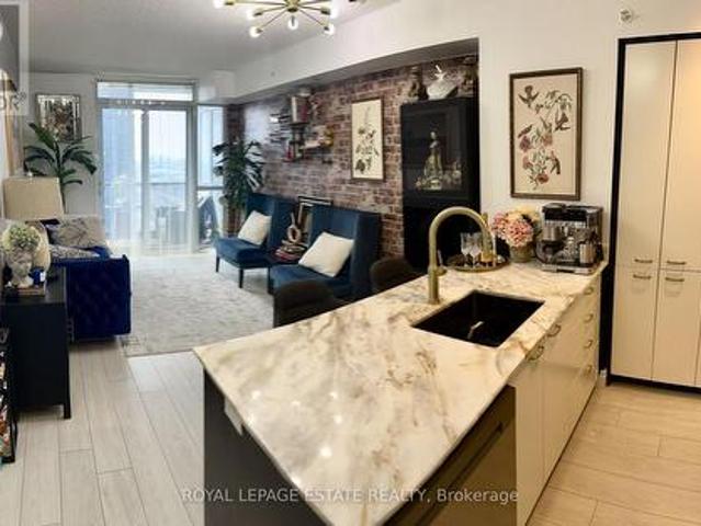 2805 5 Valhalla Inn Road, Toronto, ON, M9B 0B1 lease for lease | Listing ID W13108 | Royal LePage
