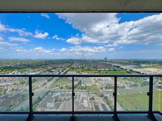 2806 Oneida Crescent, Richmond Hill | 2Beds/2Bath, Condo, $3,100/mo | Condos. Ca