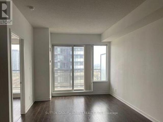 2809 Prince Of Wales Avenue, Mississauga, ON, L5B 0C6 condo for sale | Listing ID W13552 | Royal LePage