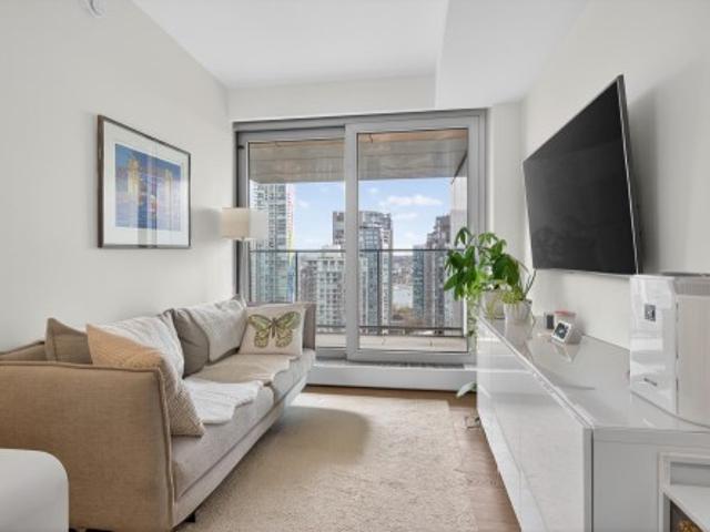2809 1 Howe Street, Vancouver, BC, V6Z 0G5 Single Family Property For Sale | Listing ID R3104 | Royal LePage