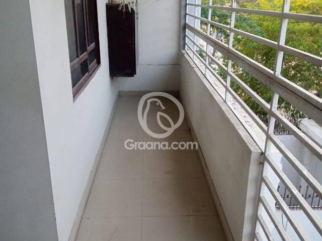2800 Ft² Upper portion for Sale