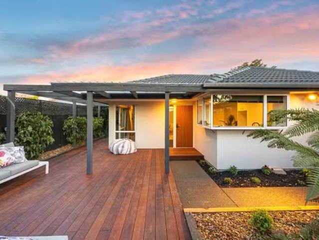 2/80 Perry Street, Papanui, NZ 8053 House for Sale